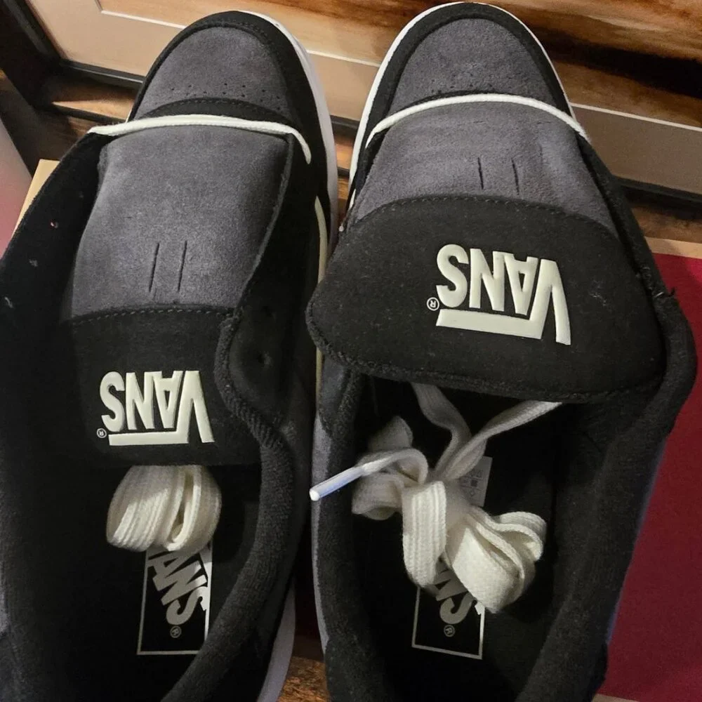 Vans Hylane Skate Sneakers Shoes Black/White/Gum VN000D26BMA Mens 11 US NEW - Picture 8 of 10